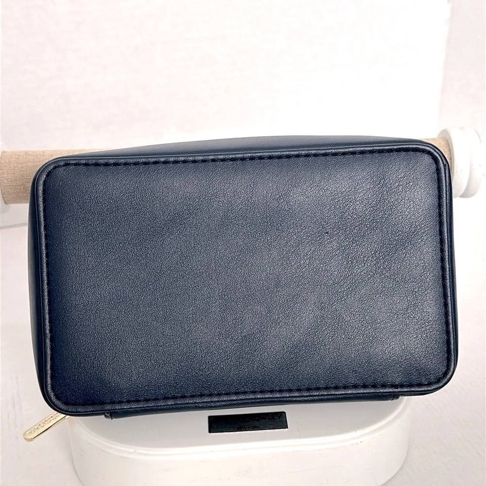 MISSONI for Delta clutch/ travel bag navy NWOT